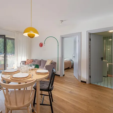 Stylish 2-bedroom With Large Terrace, Near Forest Park & Beach, Child-friendly Location Apartment