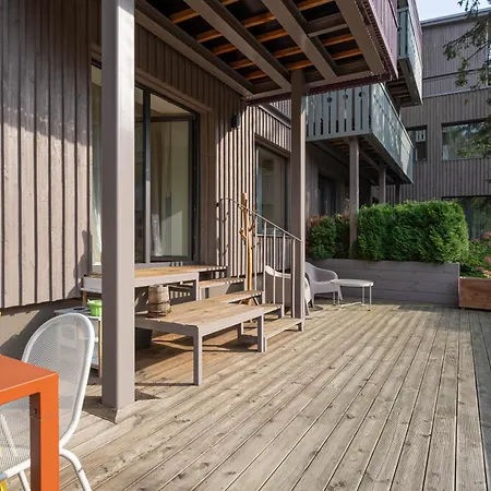 Stylish 2-bedroom With Large Terrace, Near Forest Park & Beach, Child-friendly Location